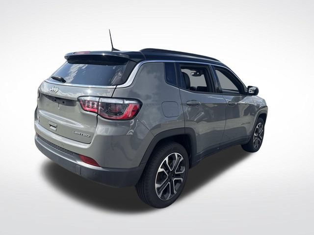 Used 2024 Jeep Compass Limited AWD/4WD image 8