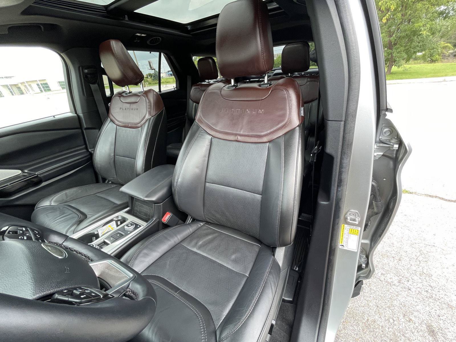 Certified 2022 Ford Explorer Platinum w/ Equipment Group 601A AWD/4WD image 18
