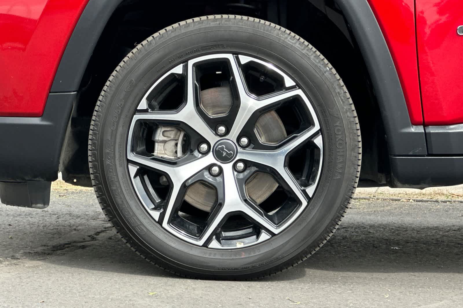 Used 2025 Jeep Compass Limited AWD/4WD image 26