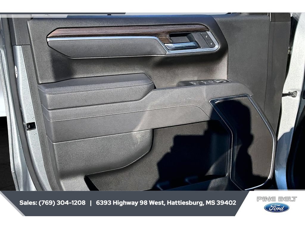 Used 2026 Chevrolet Silverado 1500 RST AWD/4WD image 18