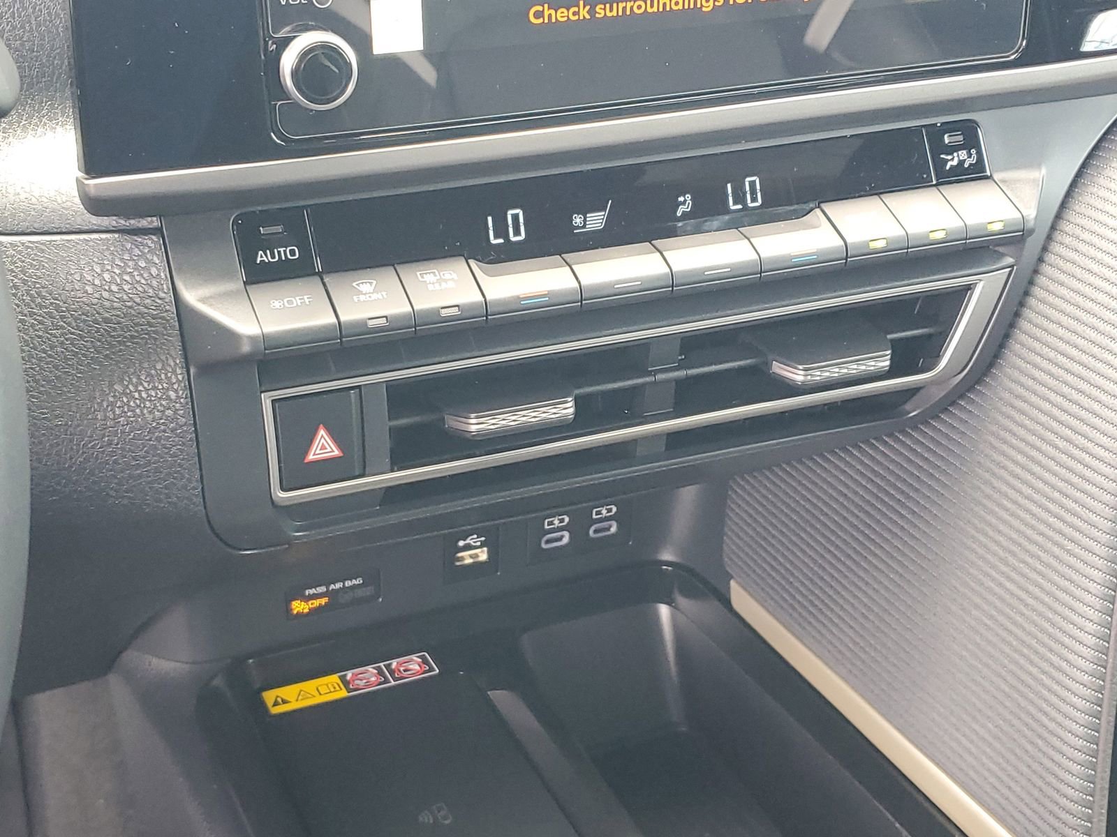 Used 2025 Toyota Camry SE FWD image 25