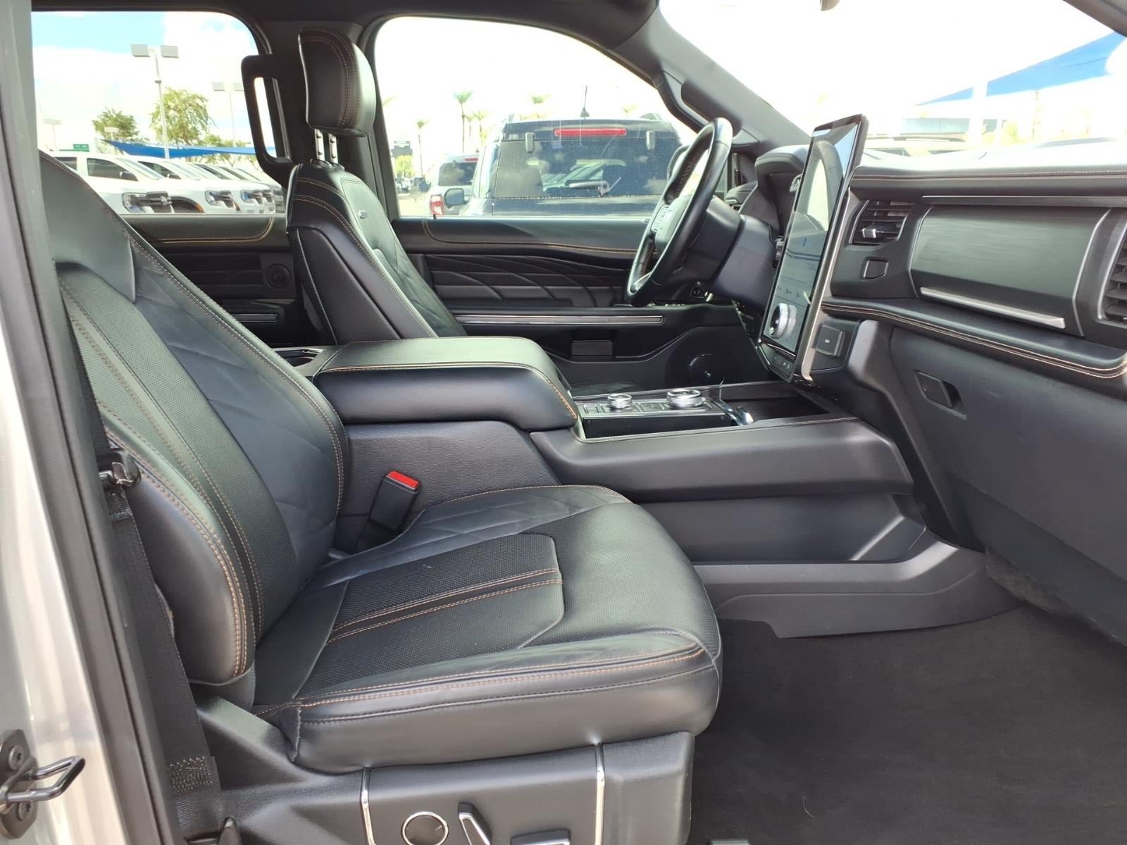 Certified 2024 Ford Expedition Platinum AWD/4WD image 11