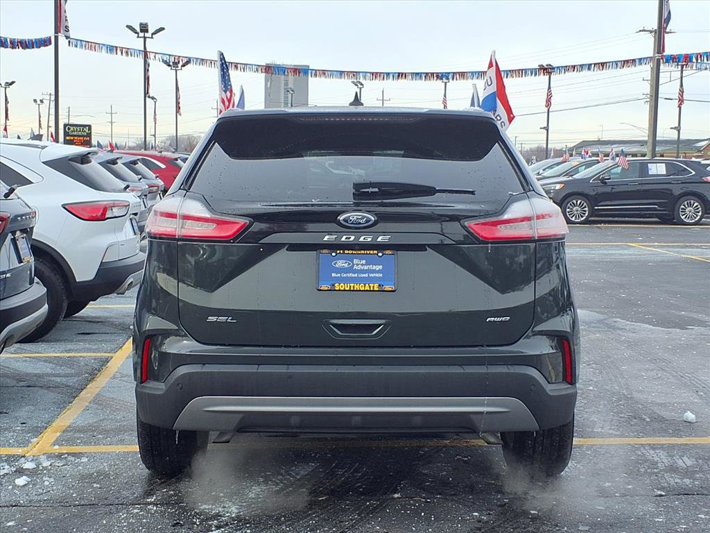 Certified 2022 Ford Edge SEL w/ Convenience Package image 3