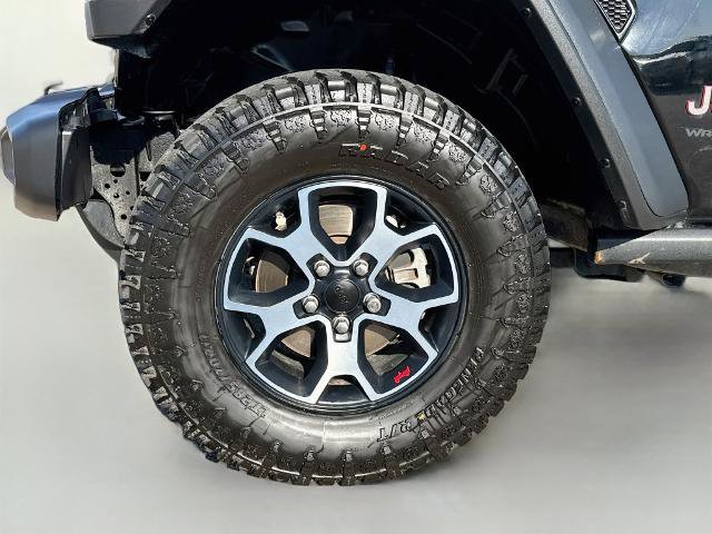 Used 2022 Jeep Wrangler Unlimited Rubicon w/ Cold Weather Group AWD/4WD image 23
