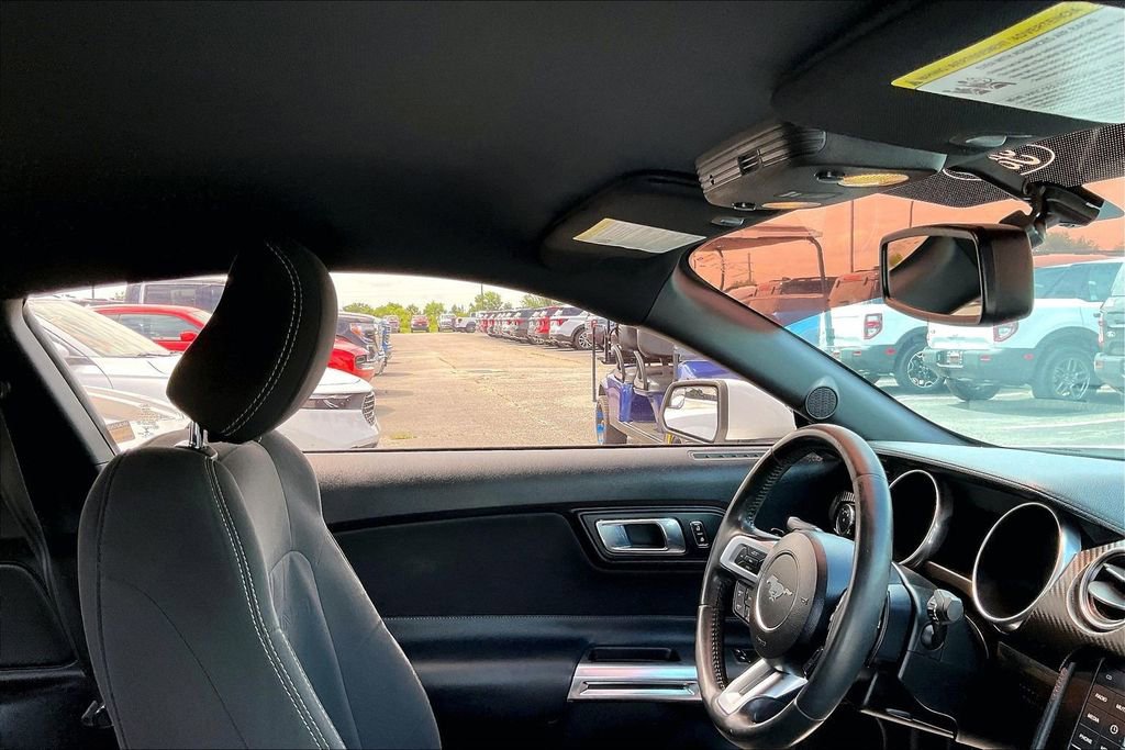 Certified 2018 Ford Mustang Coupe RWD image 21