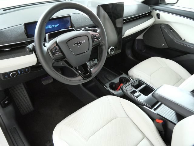Certified 2025 Ford Mustang Mach-E Premium AWD/4WD image 2