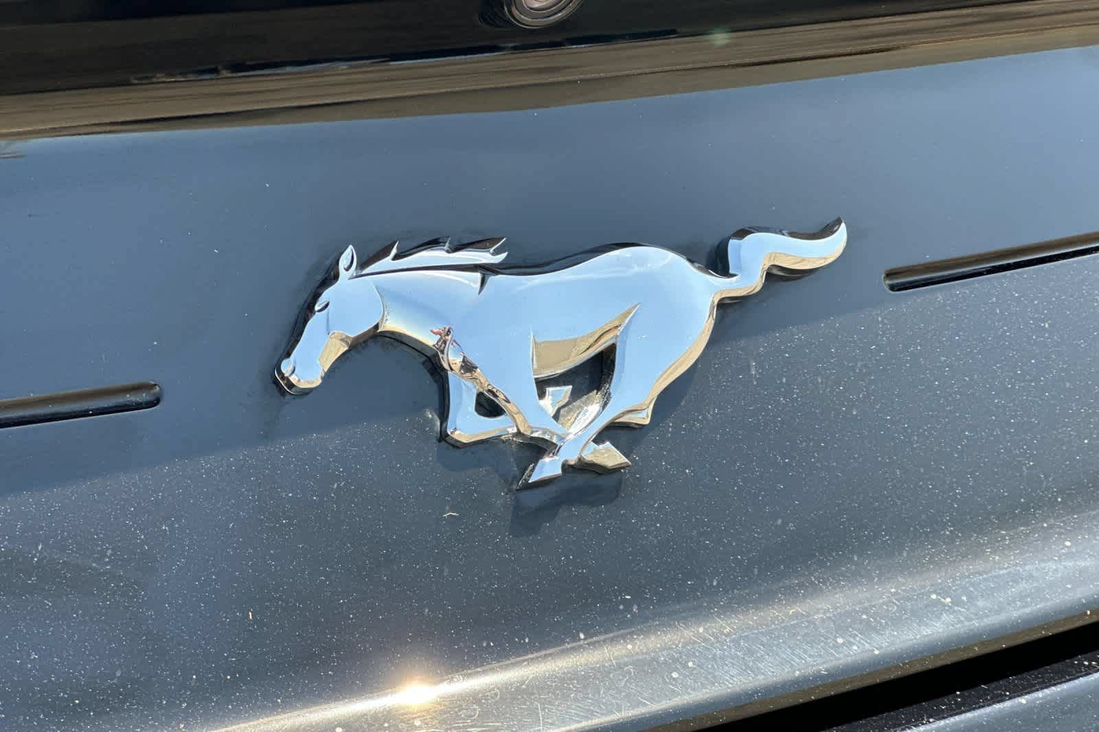 Certified 2020 Ford Mustang Coupe RWD image 27