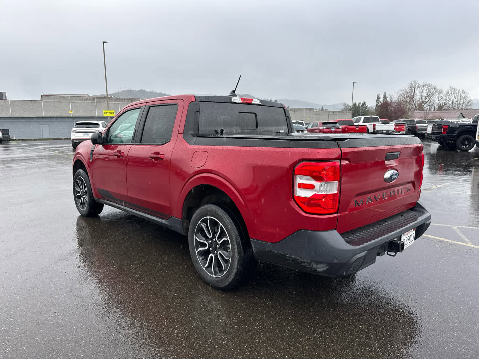 Certified 2022 Ford Maverick Lariat w/ Lariat Luxury Package image 4