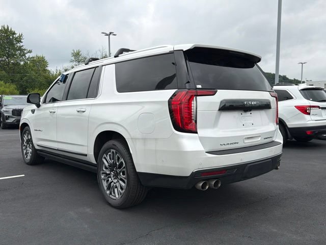Used 2023 GMC Yukon XL Denali Ultimate AWD/4WD image 7