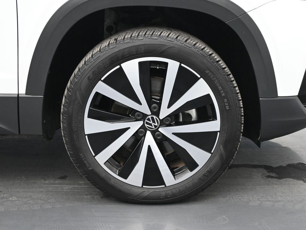 Used 2022 Volkswagen Taos SE image 51