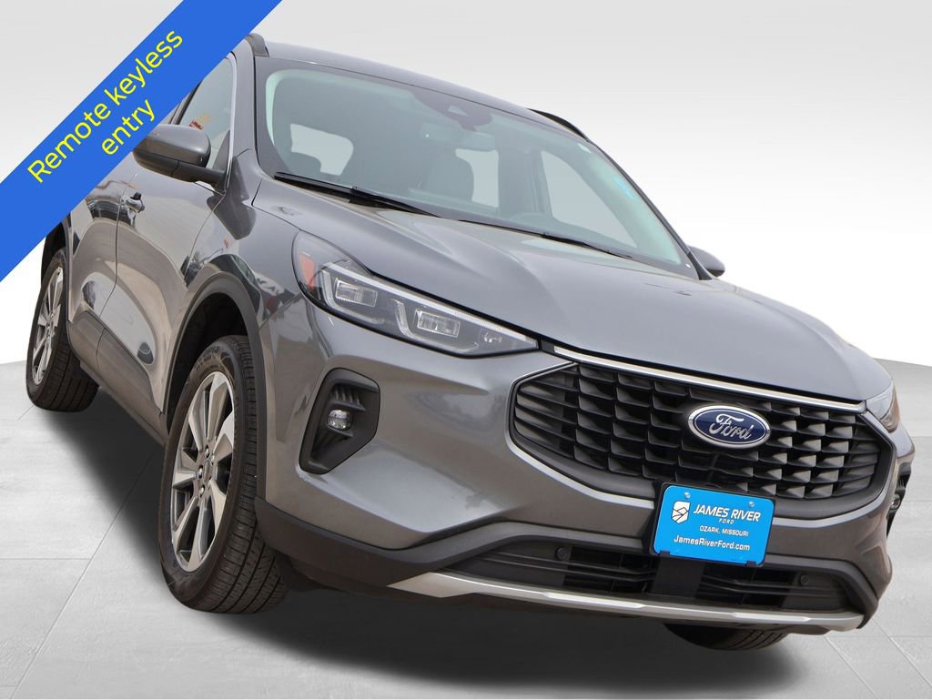 Certified 2025 Ford Escape Platinum image 6