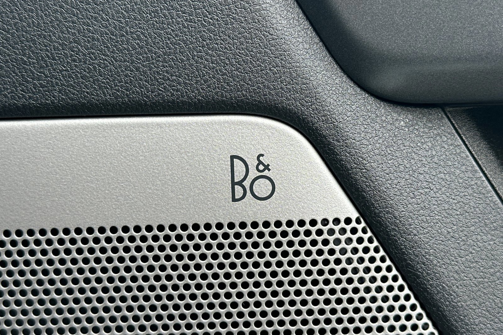 Certified 2023 Ford F250 Lariat w/ FX4 Off-Road Package image 42