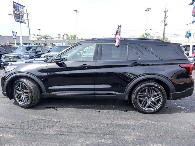 Certified 2026 Ford Explorer ST AWD/4WD image 6