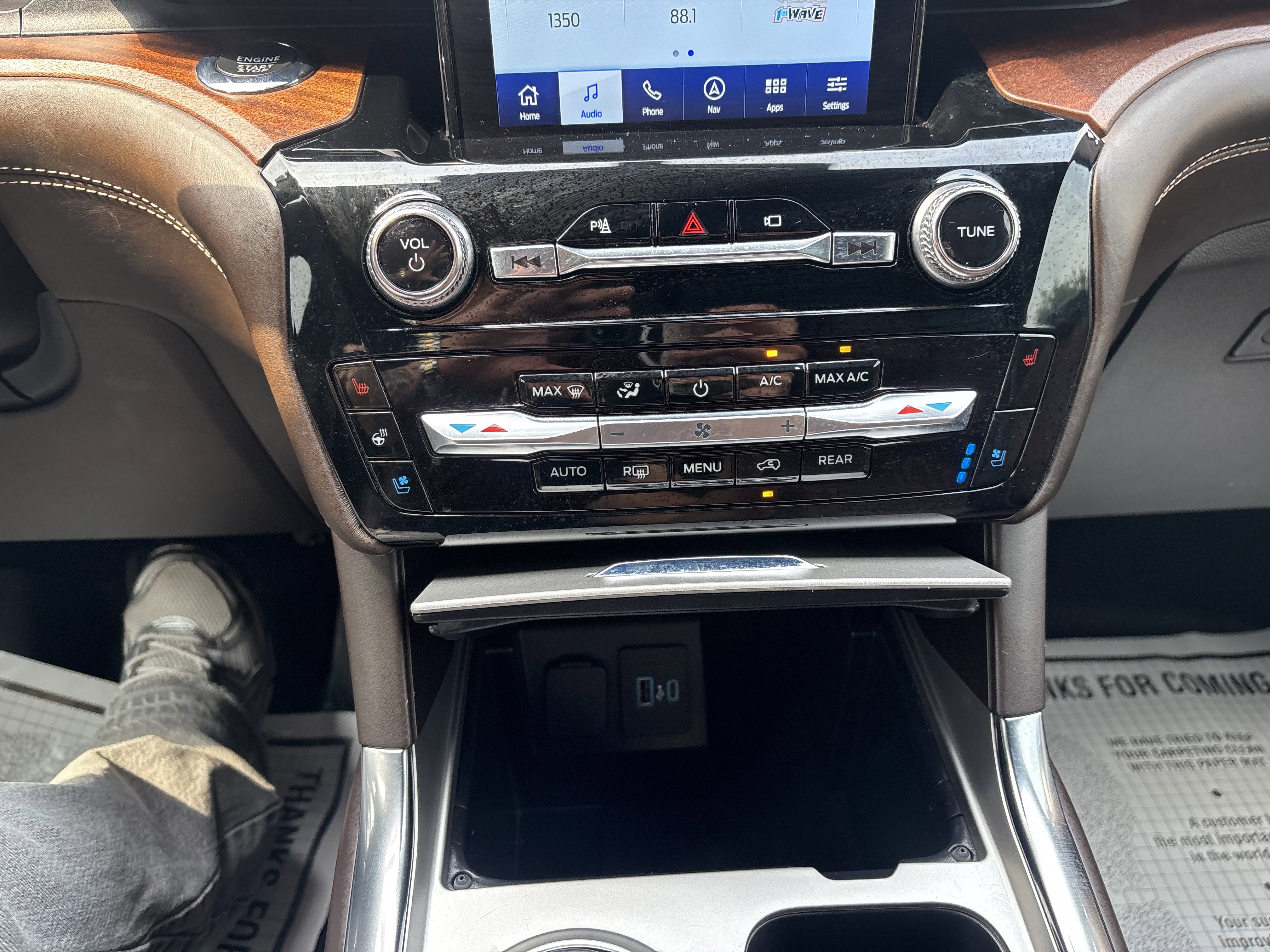 Certified 2022 Ford Explorer King Ranch w/ Class IV Trailer Tow Package RWD image 36