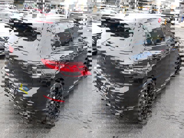 Used 2025 Volkswagen Golf R 2.0T image 7