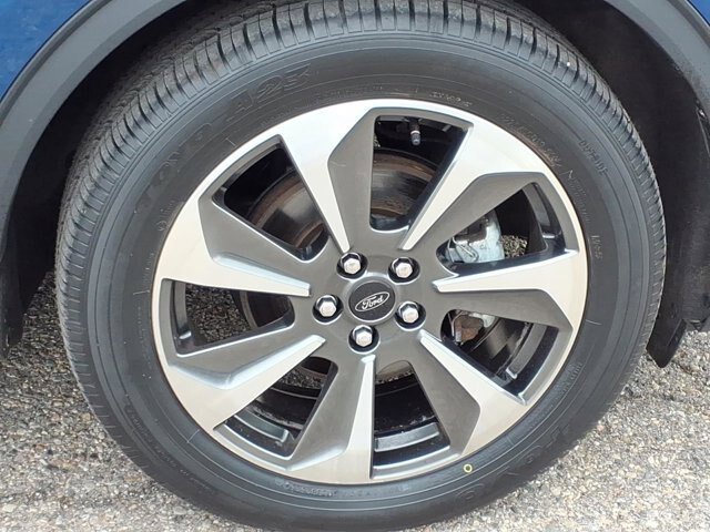 Certified 2023 Ford Escape Platinum w/ Premium Technology Package AWD/4WD image 21