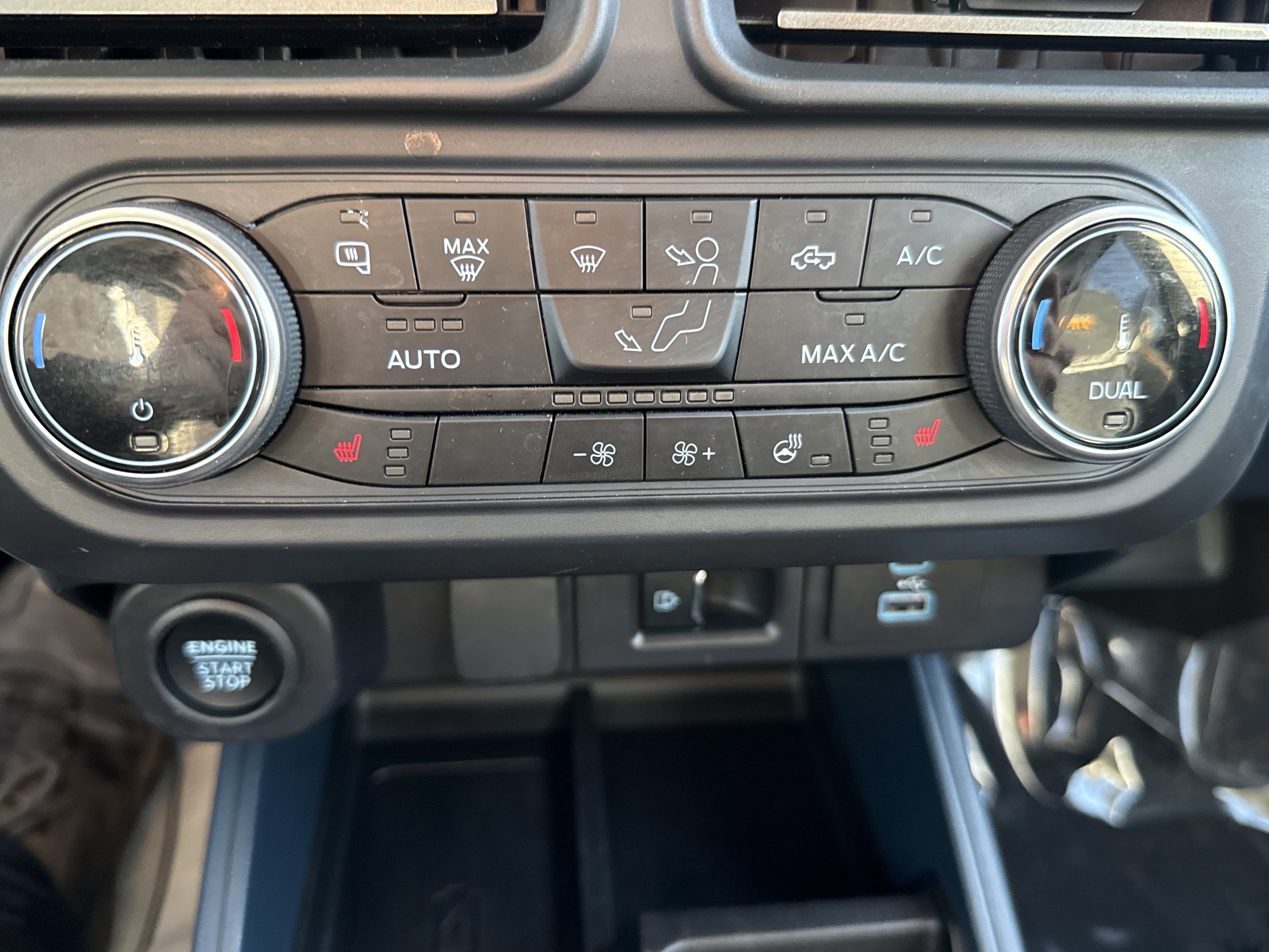 Certified 2023 Ford Maverick Tremor w/ Tremor Off-Road Package image 33