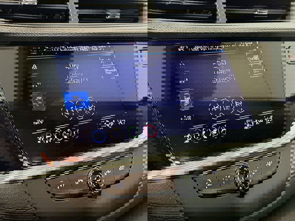 Used 2022 Buick Encore GX Essence w/ Experience Buick Package image 16