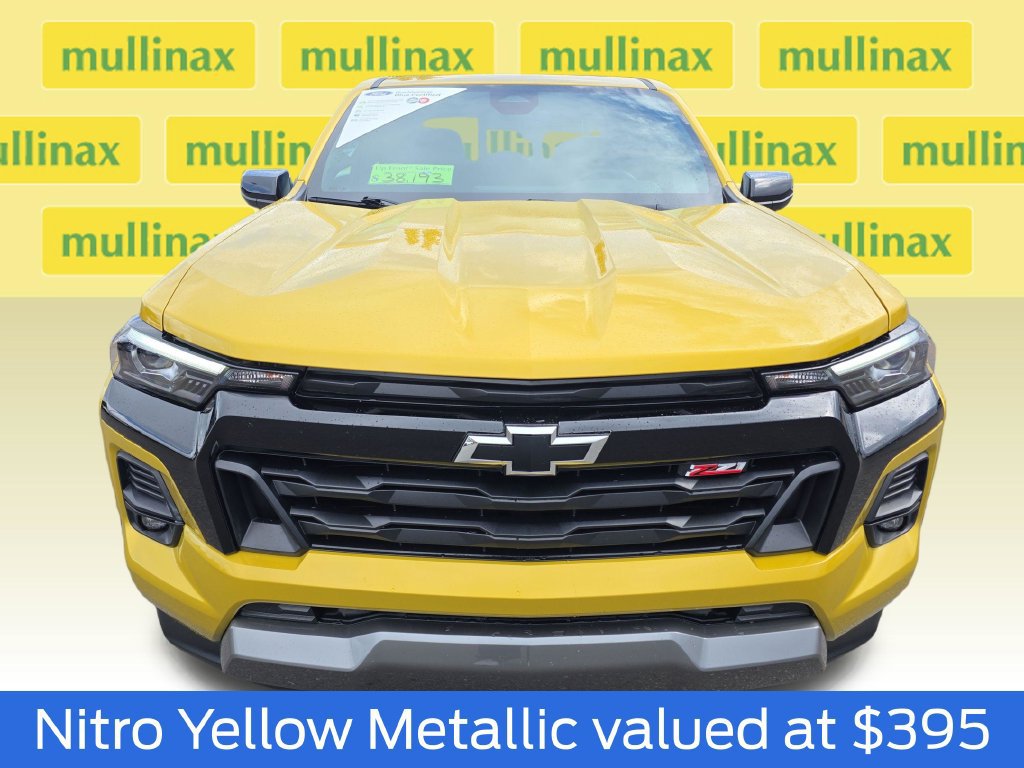 Used 2023 Chevrolet Colorado Z71 w/ Z71 Convenience Package 2 AWD/4WD image 16