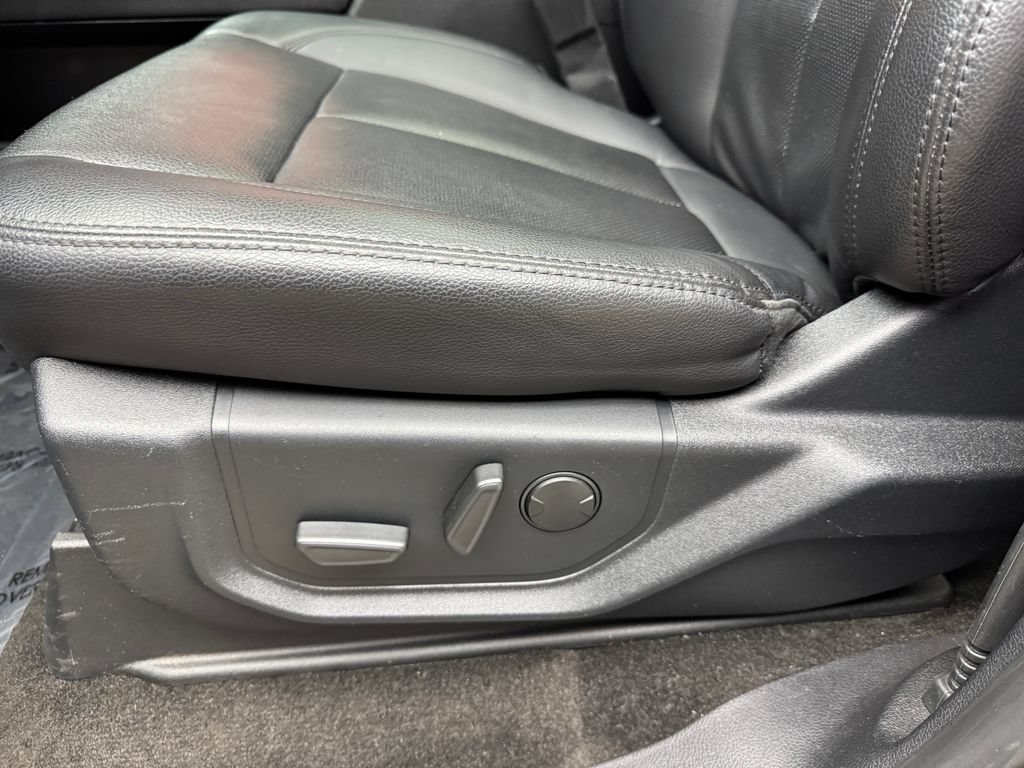 Certified 2020 Ford Expedition XLT w/ Equipment Group 202A AWD/4WD image 12