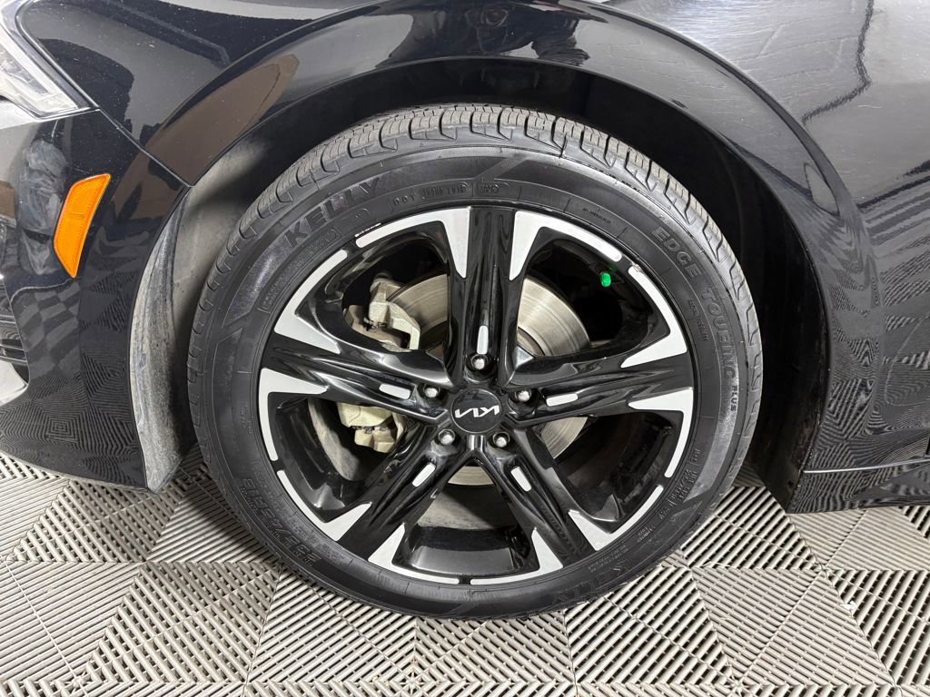 Used 2023 Kia K5 GT-Line image 11