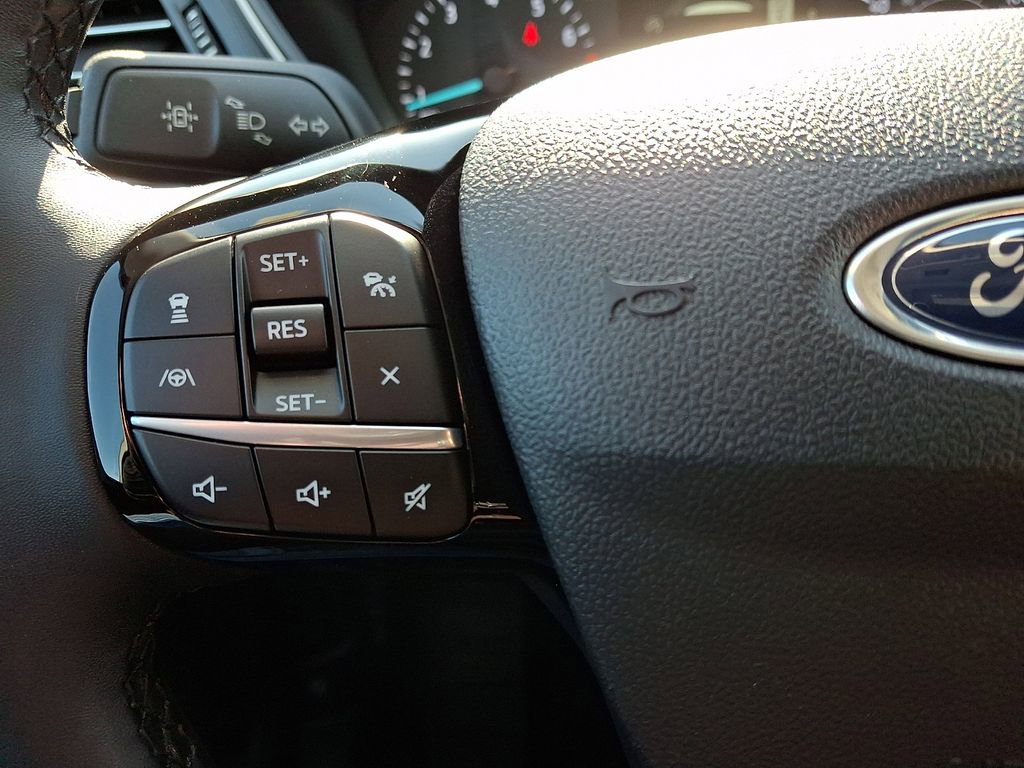 Certified 2022 Ford Escape SEL image 22