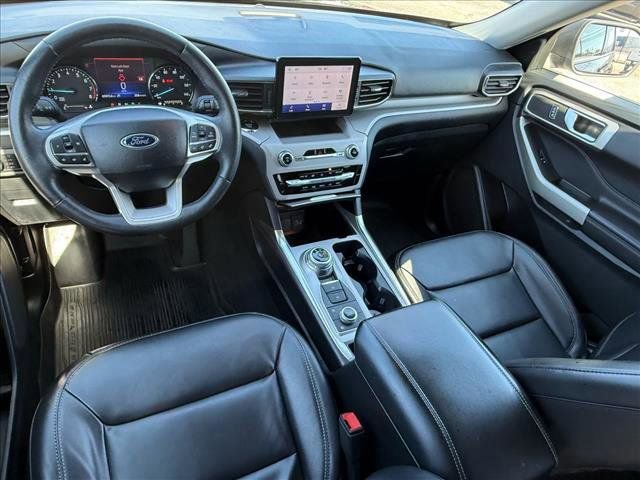 Certified 2023 Ford Explorer XLT w/ Equipment Group 202A image 14