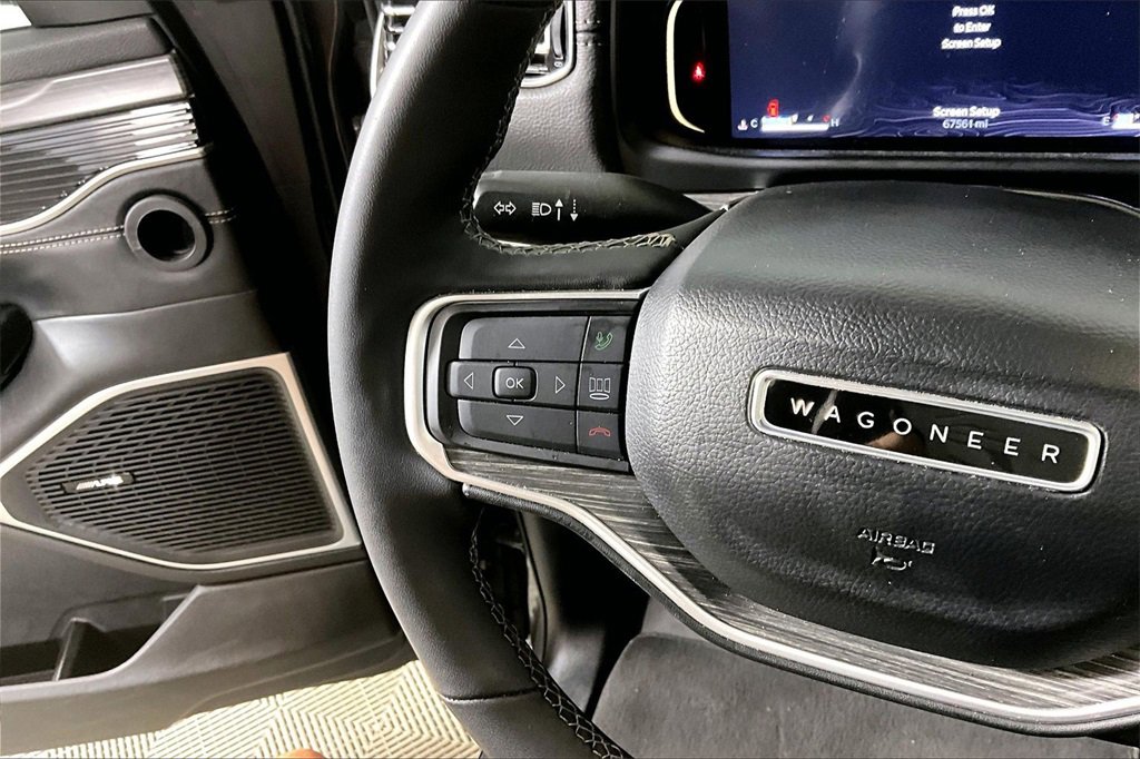Used 2024 Jeep Wagoneer L Series II image 14