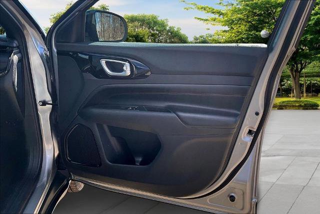 Used 2023 Jeep Compass Trailhawk image 20