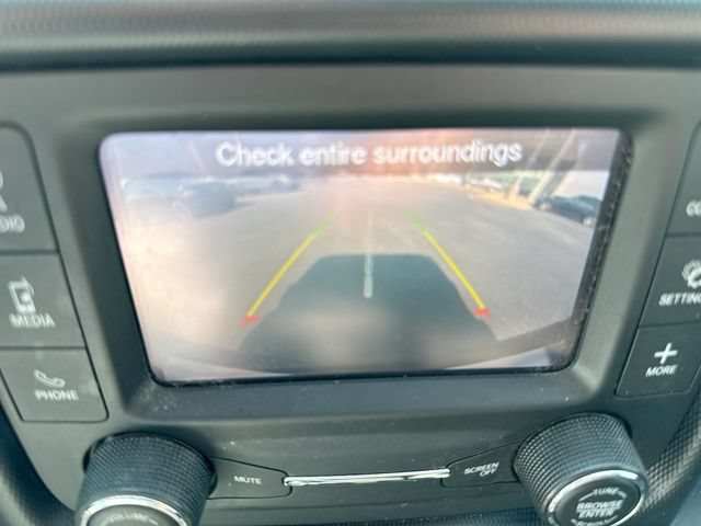 Used 2020 Jeep Wrangler Sport AWD/4WD image 17