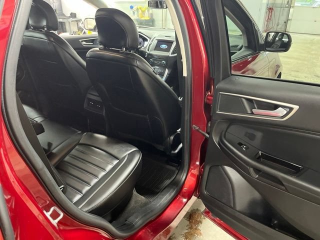 Certified 2017 Ford Edge SEL w/ Equipment Group 201A AWD/4WD image 37