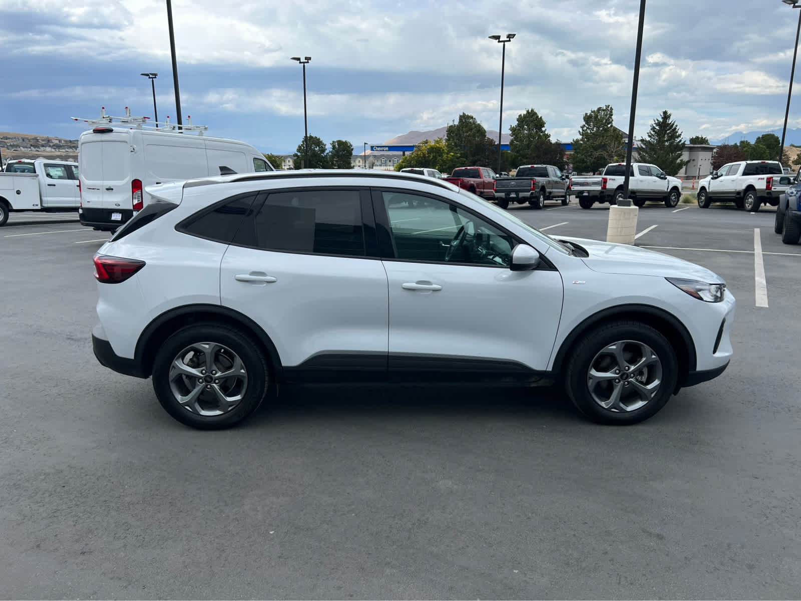 Certified 2025 Ford Escape ST-Line Select AWD/4WD image 6