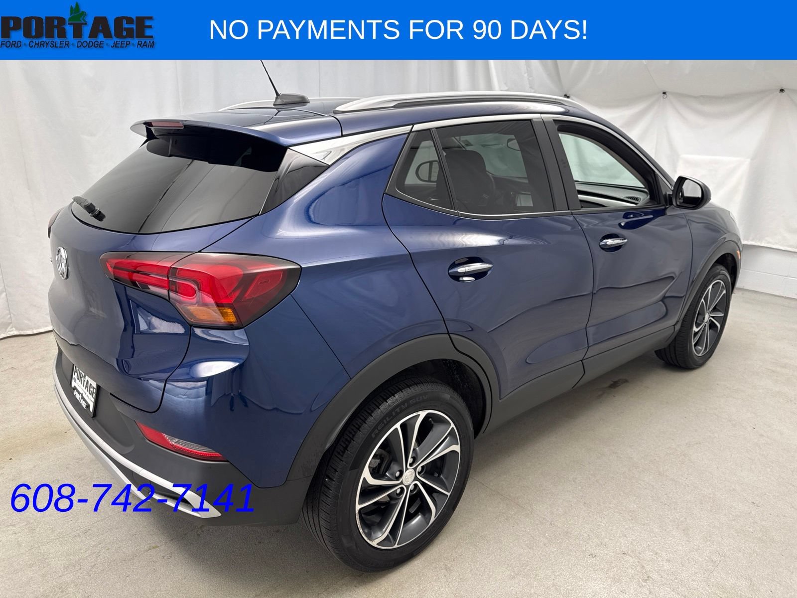 Used 2023 Buick Encore GX Select FWD image 2