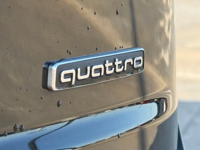 Used 2018 Audi Q7 2.0T Premium Plus AWD/4WD image 12