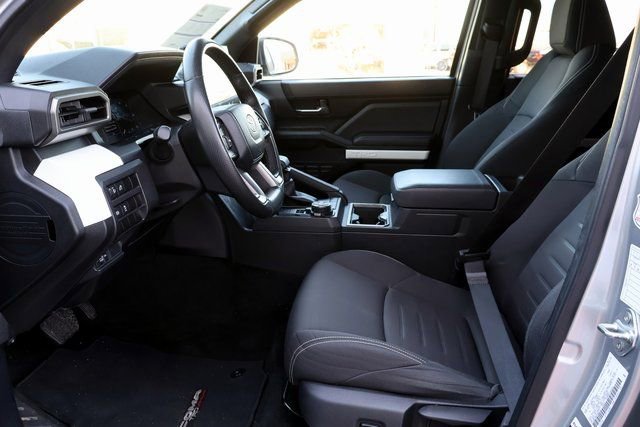 Used 2024 Toyota Tacoma TRD Off-Road image 27