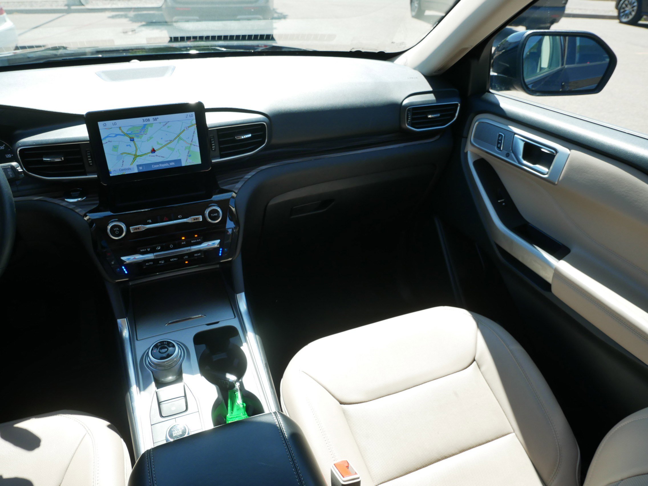Certified 2023 Ford Explorer Limited AWD/4WD image 11