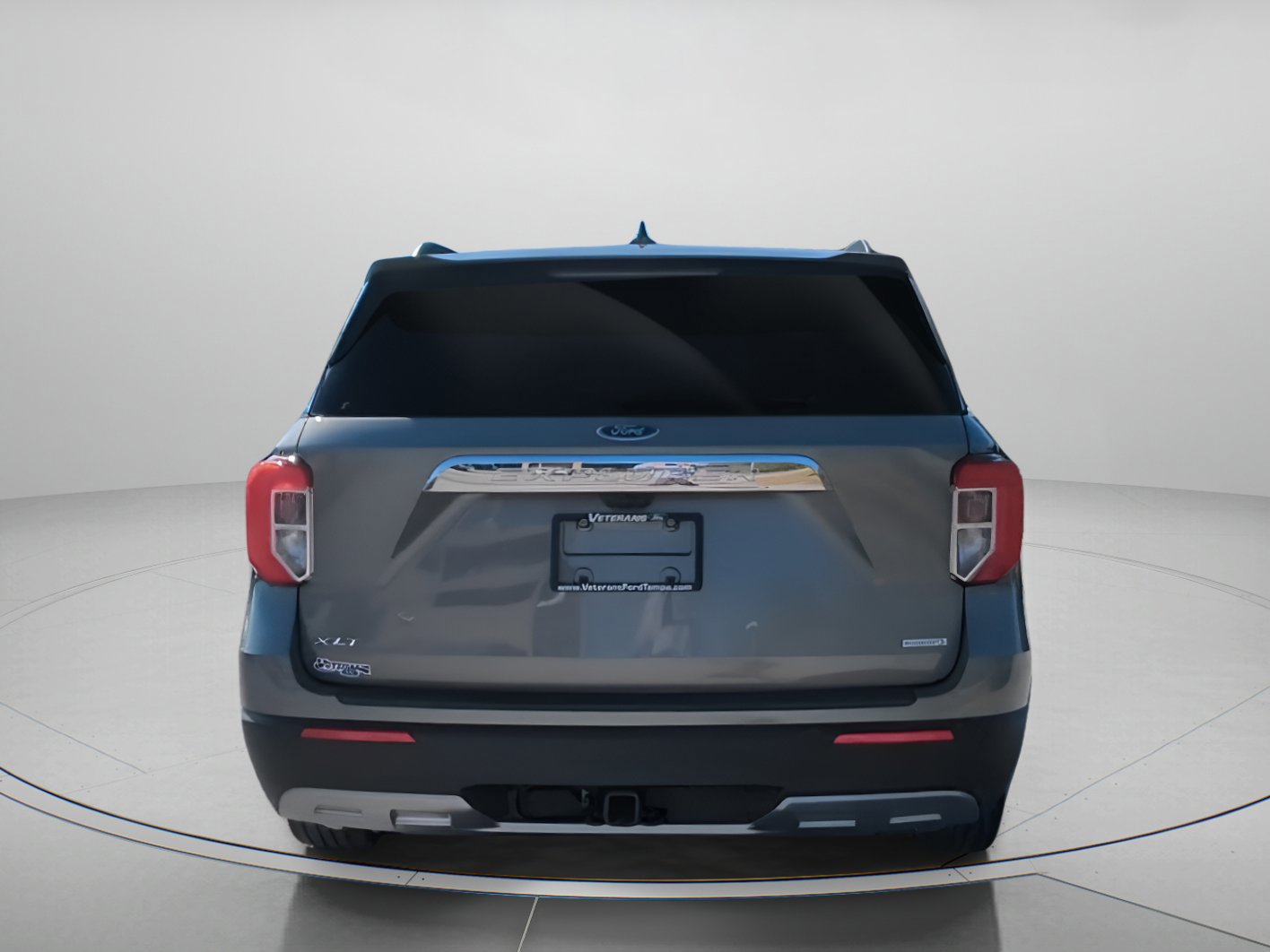 Certified 2020 Ford Explorer XLT w/ Equipment Group 202A image 19