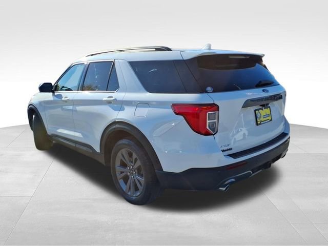 Certified 2023 Ford Explorer XLT w/ Equipment Group 202A image 4