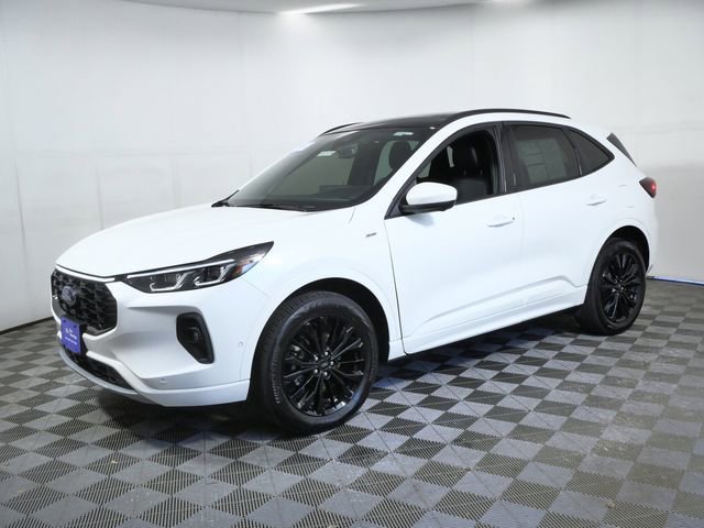 Certified 2024 Ford Escape ST-Line Elite w/ Premium Technology Package AWD/4WD image 5