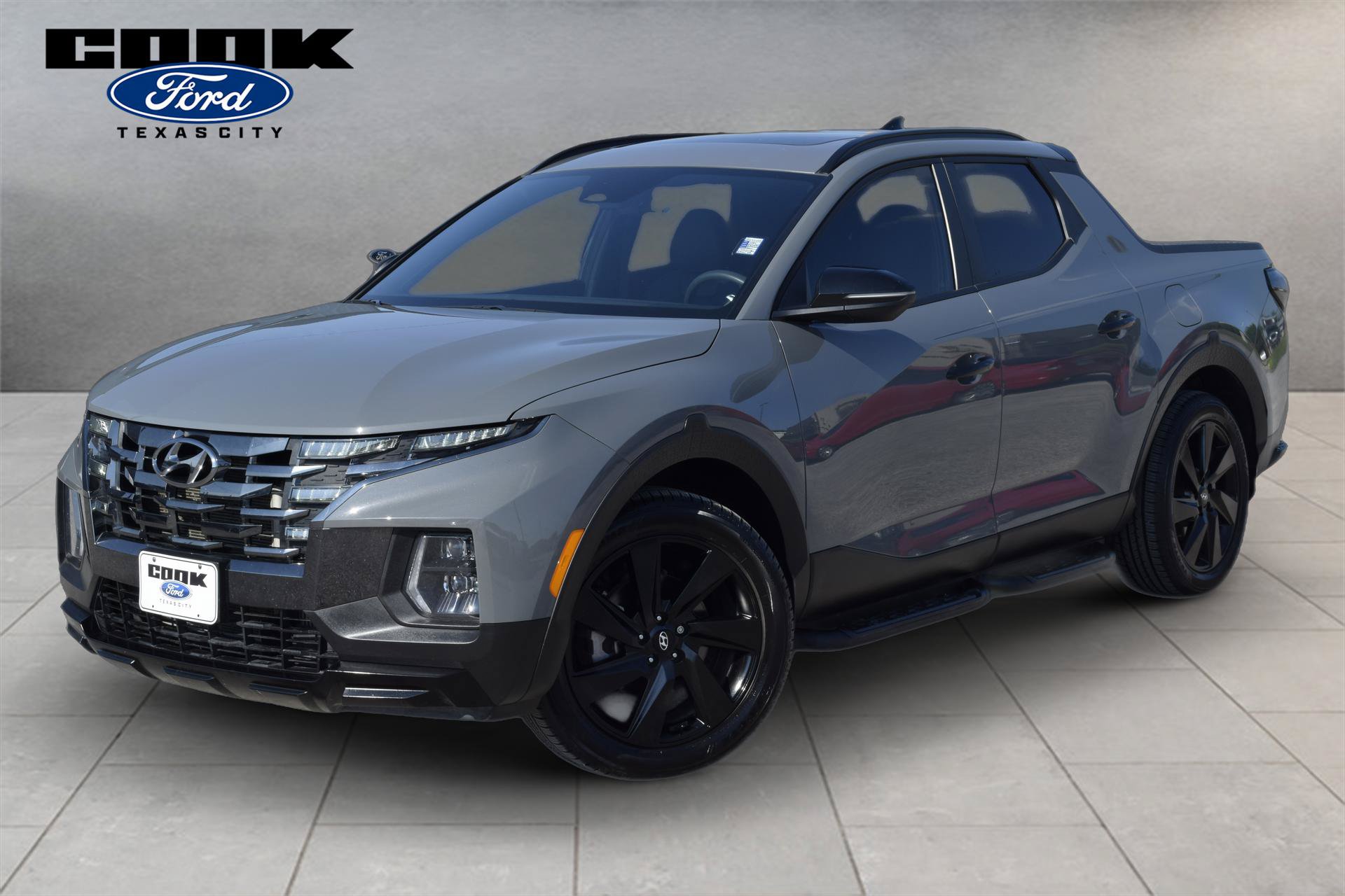 Used 2024 Hyundai Santa Cruz Night AWD/4WD image 1