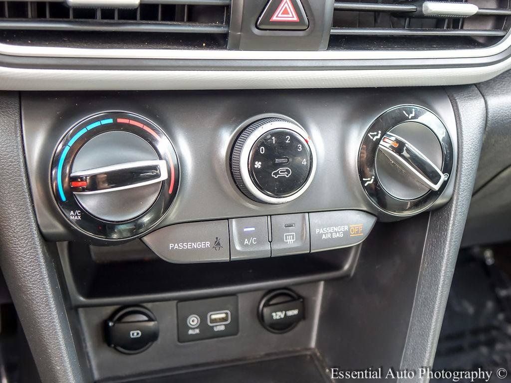 Used 2019 Hyundai Kona SEL AWD/4WD image 17