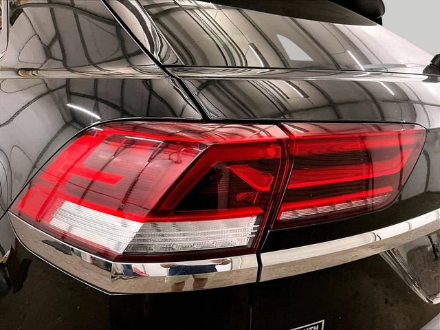 Used 2022 Volkswagen Atlas Cross Sport SE AWD/4WD image 28
