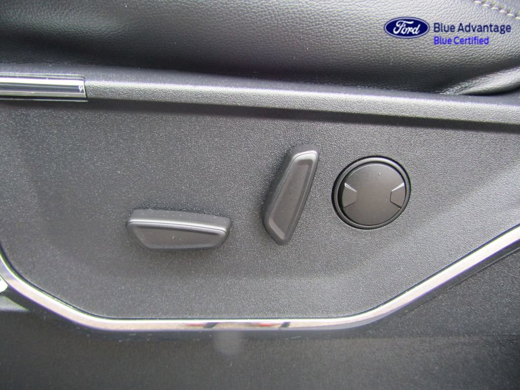 Certified 2023 Ford F150 Lariat AWD/4WD image 26