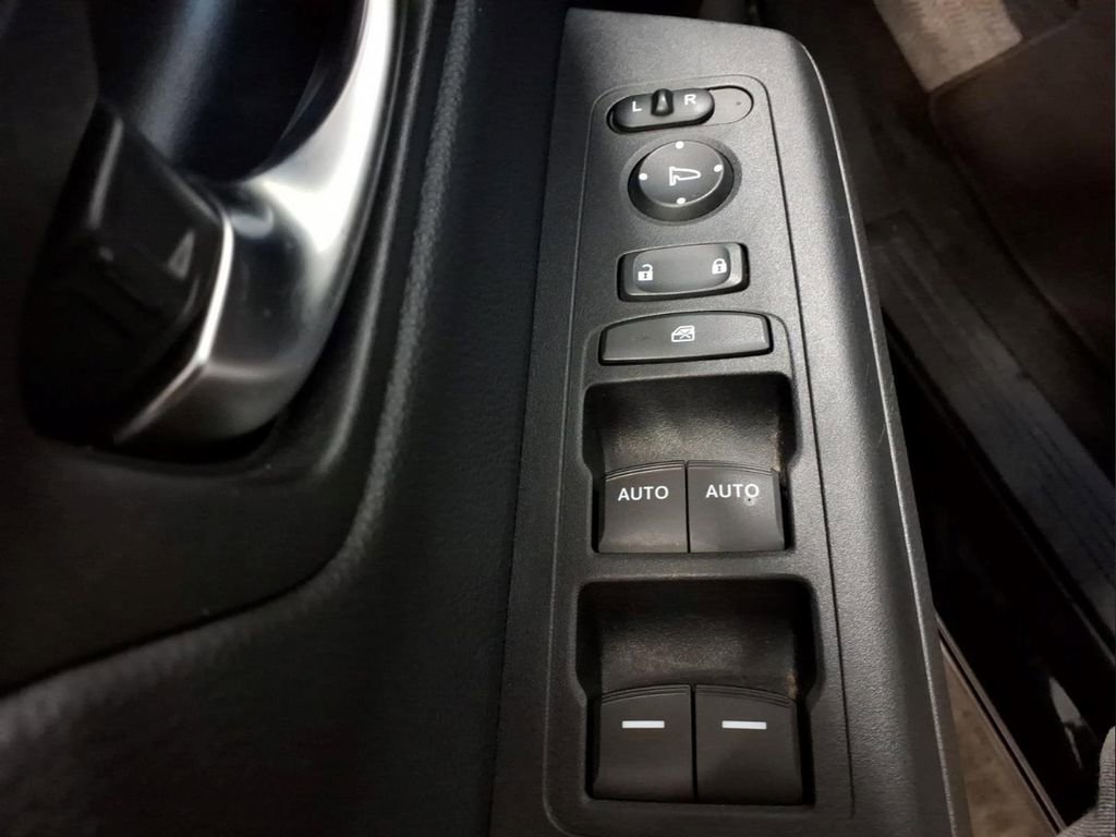 Used 2024 Honda CR-V Sport image 16