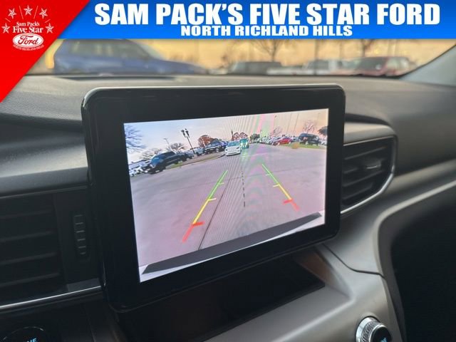 Certified 2022 Ford Explorer XLT w/ Equipment Group 202A image 8