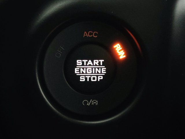 Used 2023 Jeep Wrangler Unlimited Rubicon w/ Cold Weather Group AWD/4WD image 38