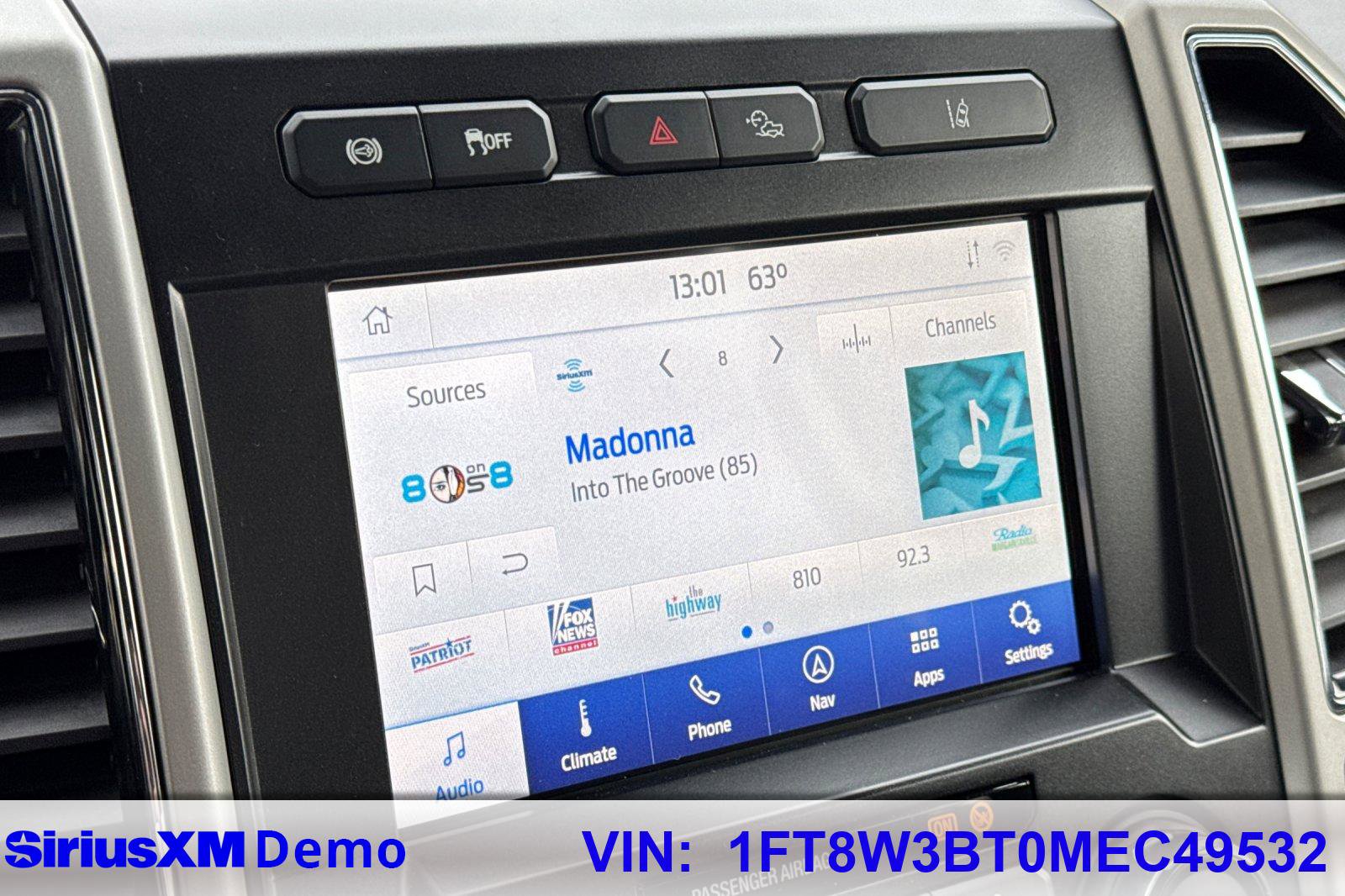 Certified 2021 Ford F350 Lariat w/ Tremor Off-Road Package image 27