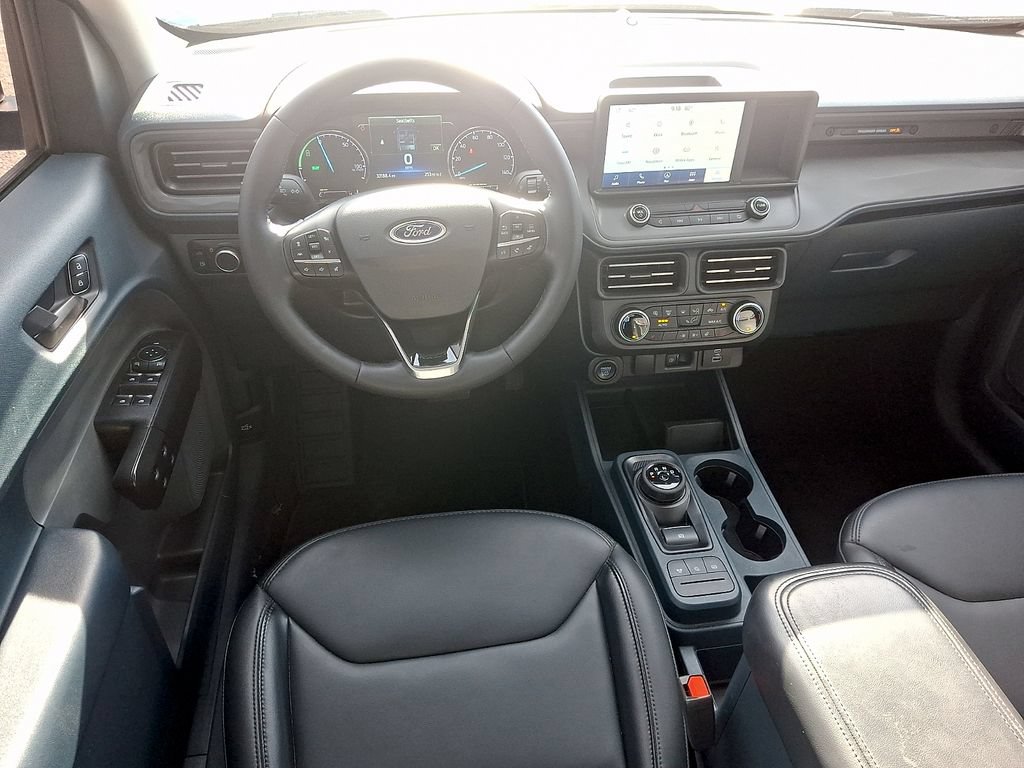 Certified 2024 Ford Maverick Lariat w/ Black Appearance Package FWD image 11