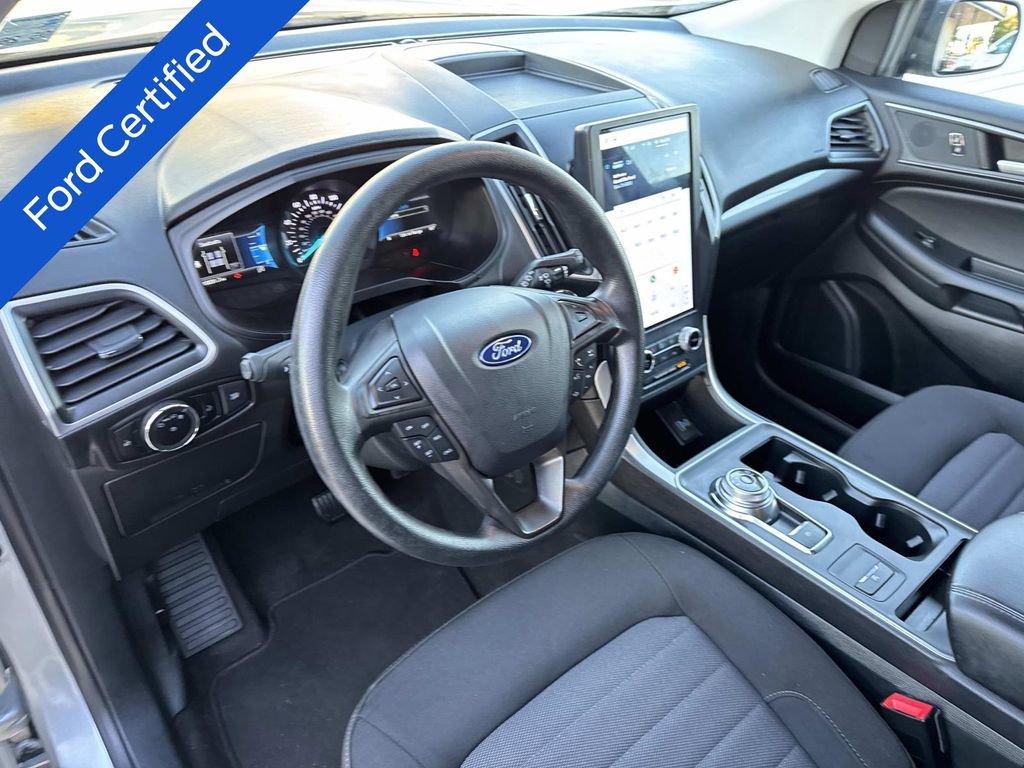 Certified 2024 Ford Edge SE image 20