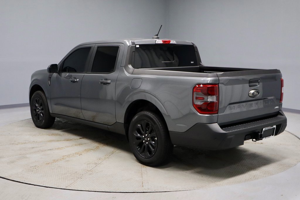 Certified 2024 Ford Maverick Lariat w/ Black Appearance Package image 3